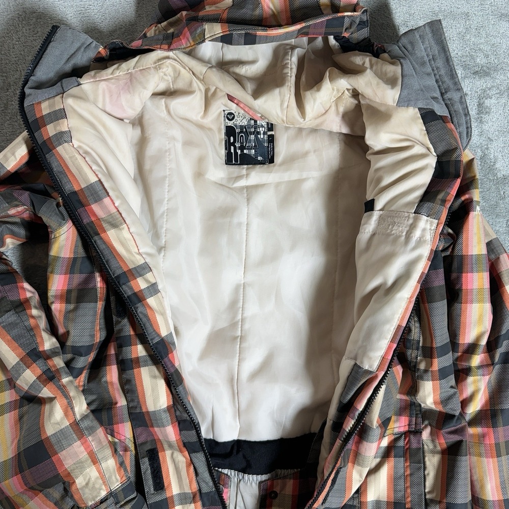 Roxy Women's Coat 5k Size Large Snowboarding White Pink Plaid - Picture 7 of 12
